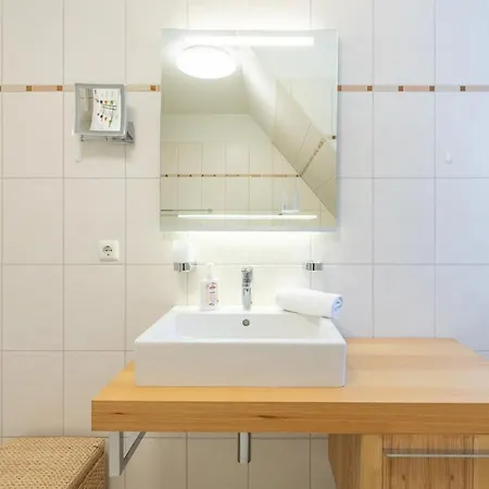 Salzwiesen-lodge *